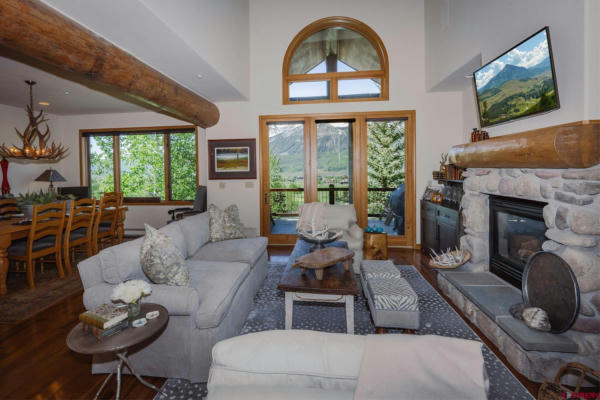 33 LINKS LN, CRESTED BUTTE, CO 81224 - Image 1