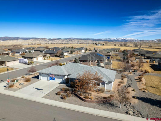 405 HOLLY DR, MONTROSE, CO 81401 Single Family Residence For Sale | MLS ...