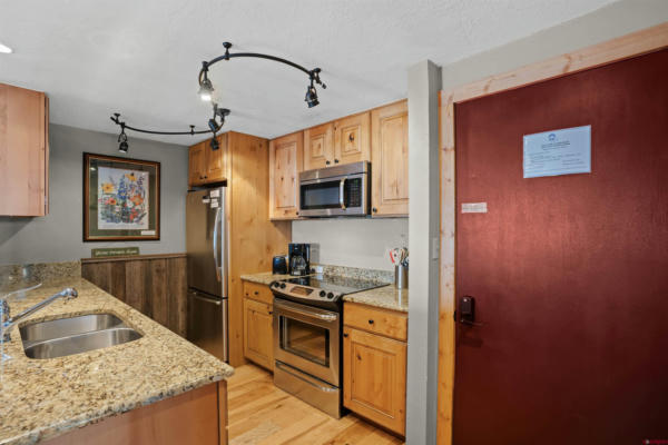 651 GOTHIC RD # 304C, MT. CRESTED BUTTE, CO 81225, photo 2 of 32